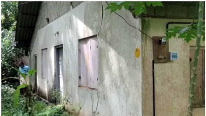 Dead body found inside a closed house in trivandrum Dead body found inside a closed house in trivandrum