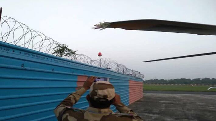 union minister Ravishankar Prasads helicopter hits a cable at Patna union minister Ravishankar Prasads helicopter hits a cable at Patna