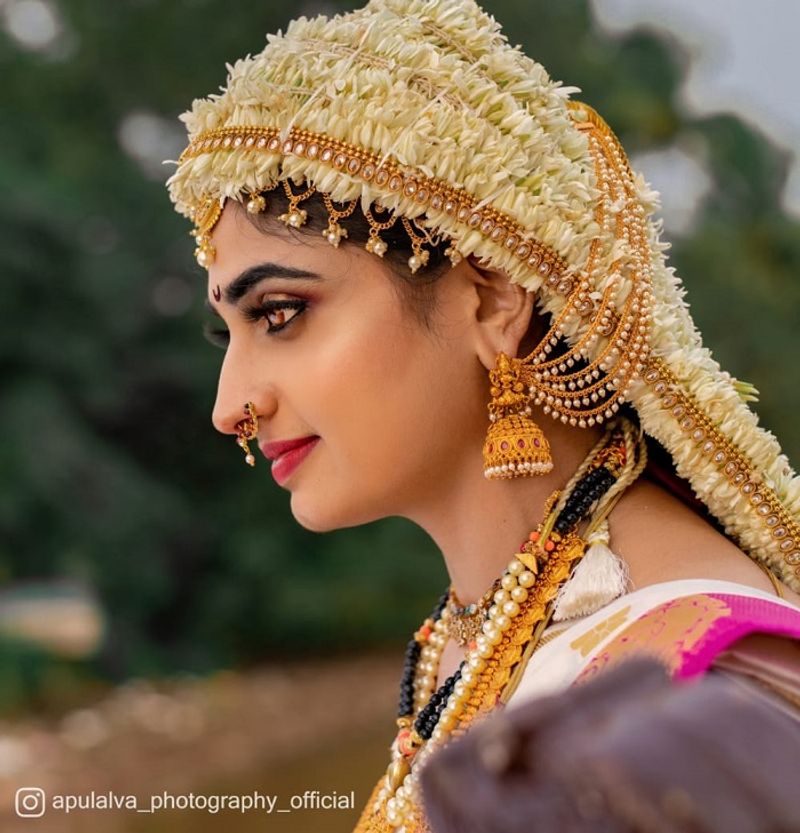 Radhakalayana actress chaithra rai in navarathri special look photos goes viral dpl