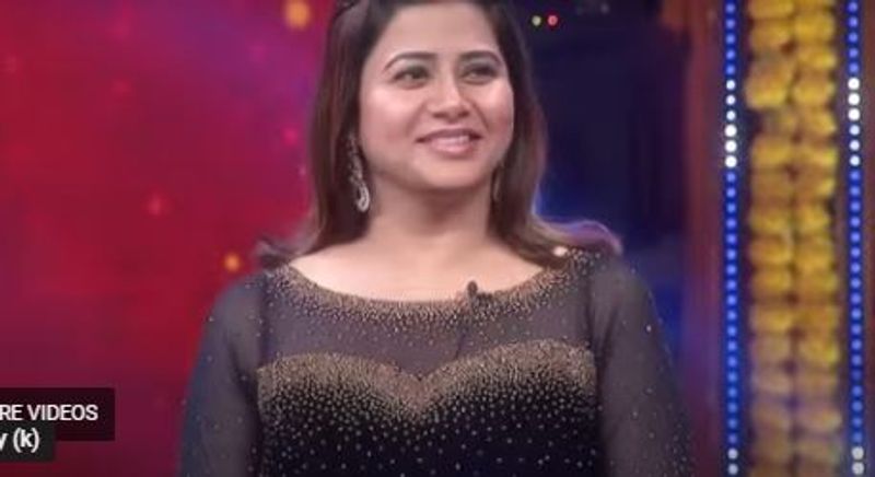 actress sangeetha tears in tv show arj