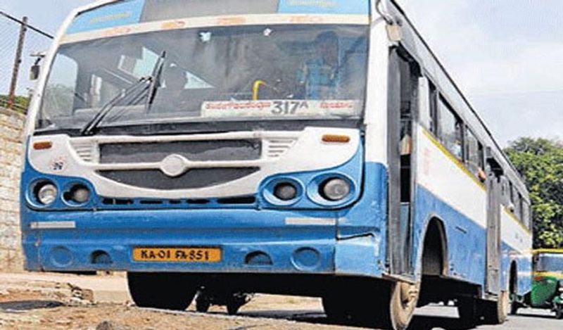 हालांकि, कई लोगों का ये भी कहना है कि इस पोस्टर के पीछे किसी तरह का व्यंग भी छिपा हो सकता है। कुछ समय पहले एक पुलिस स्टेशन के चोरी होने का भी पोस्टर वायरल हुआ था। 