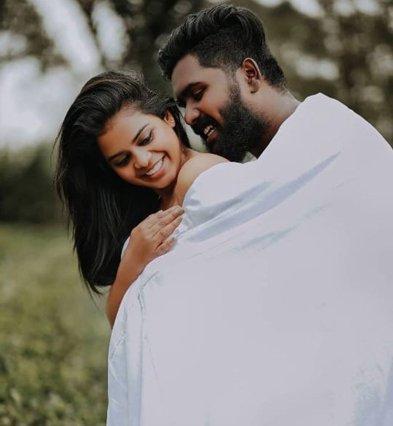 Moral Policing in Kerala, newlywed couple trolled online for post-wedding photoshoot ALB