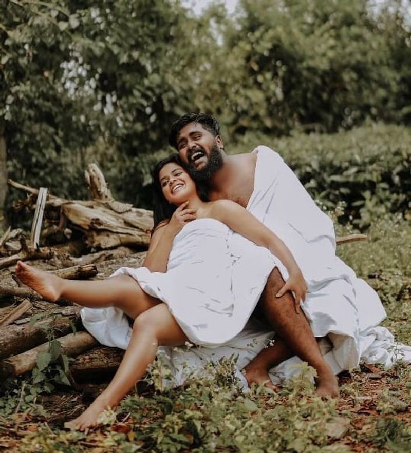 Moral Policing in Kerala, newlywed couple trolled online for post-wedding photoshoot ALB