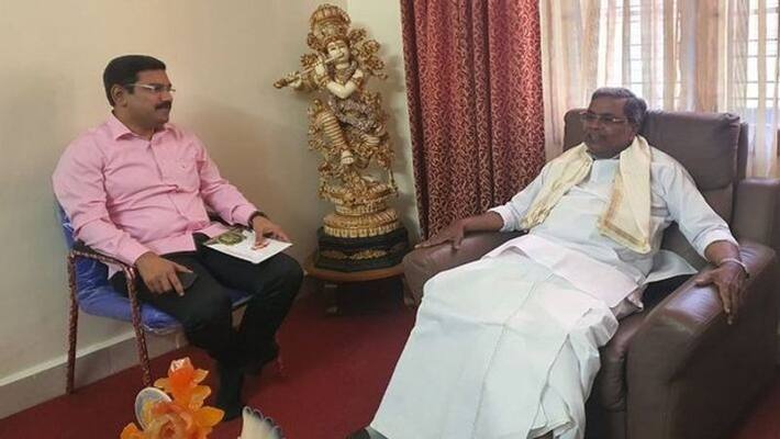 Siddaramaiah hits out at by vijayendra Over Sir By Election 2020 rbj Siddaramaiah hits out at by vijayendra Over Sir By Election 2020 rbj