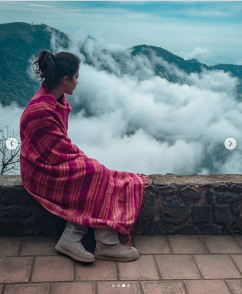 Amala paul change to Aghori new look photos going viral