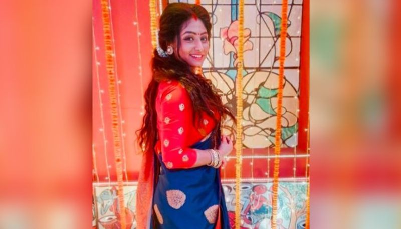 Krishnakali actress tiyasha roy shares a glimpse of bijaya dashami with husband suban roy BRD