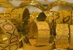 Good news: yellow metal becomes cheaper, gold breaks again in the festive season