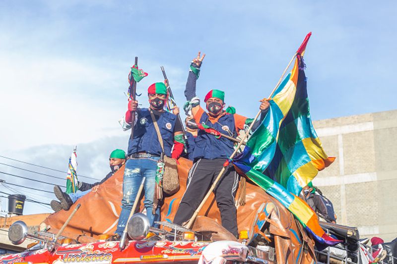 live and need peace Colombia indigenous people want to long march of 7000 people to the capital