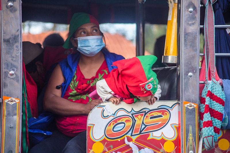 live and need peace Colombia indigenous people want to long march of 7000 people to the capital