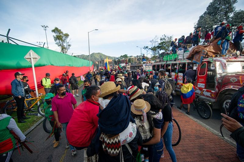 live and need peace Colombia indigenous people want to long march of 7000 people to the capital