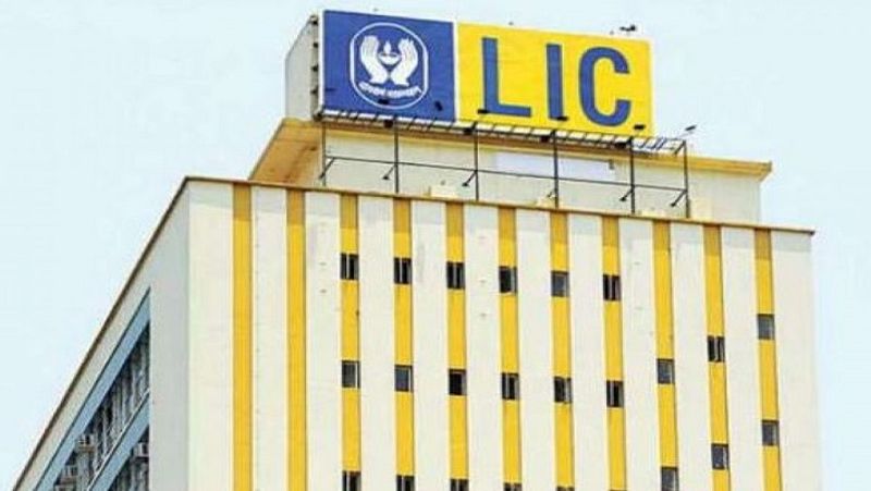 क्या है इस पॉलिसी की खासियत
यह पॉलिसी 15 से 35 साल के टर्म के साथ आती है। इसमें न्यूनतम सम एश्योर्ड 1 लाख रुपए है। इसकी कोई अधिकतम सीमा निर्धारित नहीं है। 18 से 50 साल का कोई भी व्यक्ति इस पॉलिसी में निवेश कर सकता है।
(फाइल फोटो)