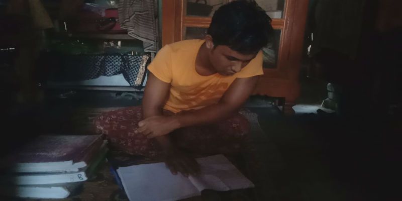Success story in NEET of poor student at Maldaha ASB