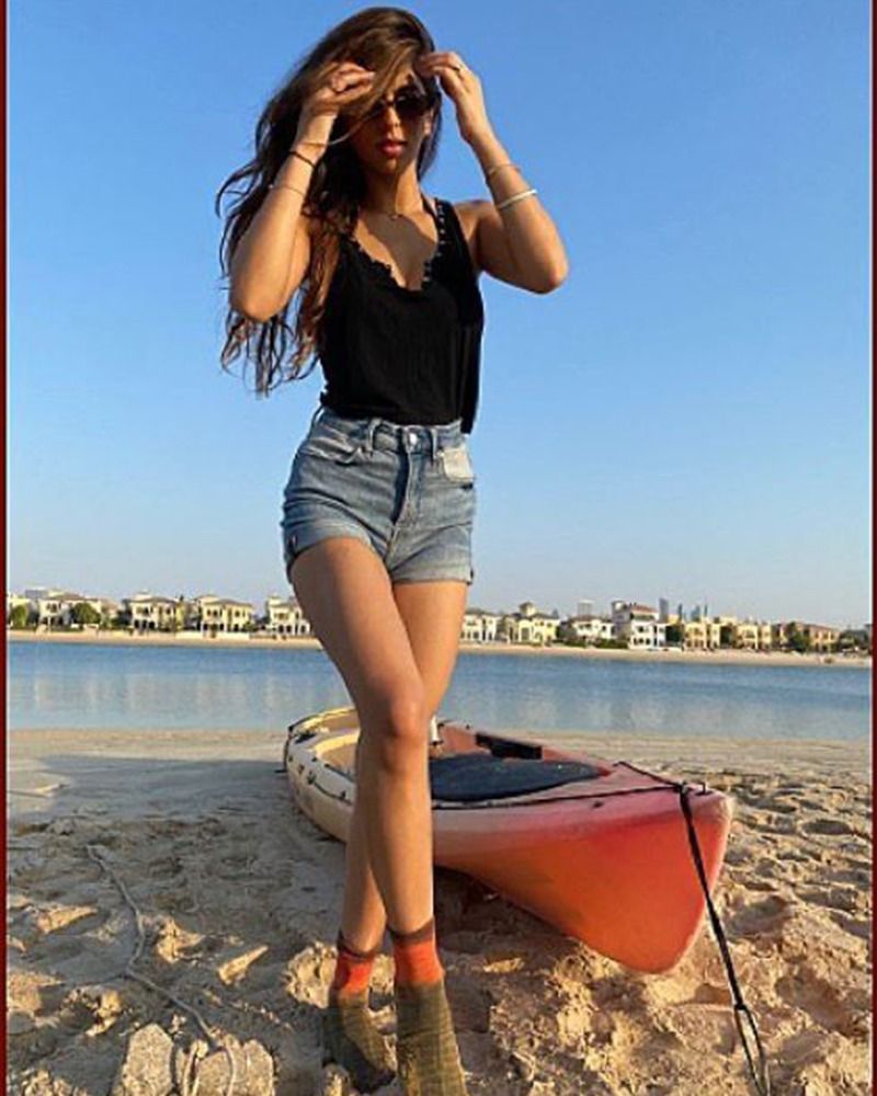 suhana khan post goes viral on net BJC