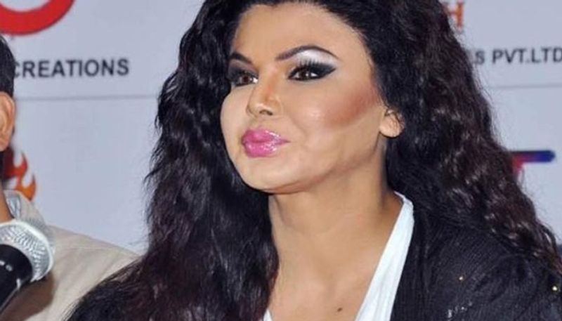 Deepika Padukone to Priyanka Chopra: Worst makeup disasters of celebrities-SYT