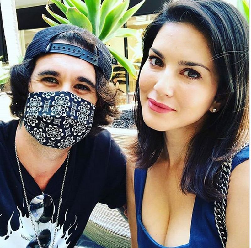 Sunny Leone Gifts Daniel Weber The Best Husband Title Because Sometimes I m Impossible To Deal With
