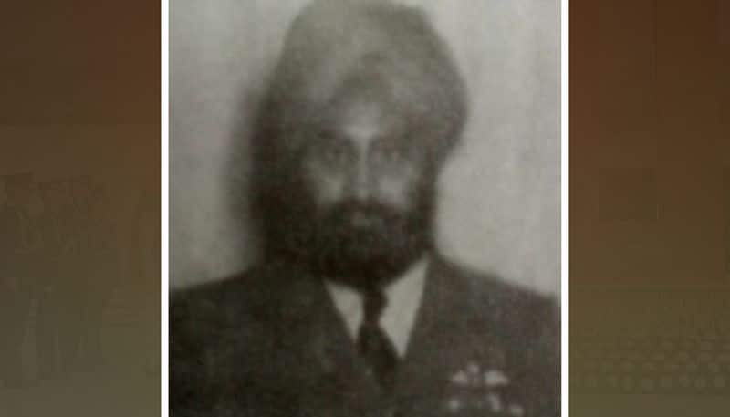 AIR COMMODORE MEHAR SINGHMAHA VIR CHAKRAAs AOC No. 1 Group controlling operations in Jammu &amp; Kashmir, Air Commodore Mehar Singh set an example to those serving under him when he became the first pilot to land an aircraft at the emergency landing ground at Poonch and at Leh