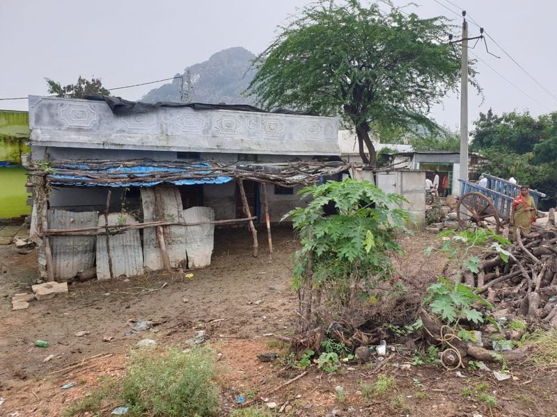 Ministers Did Not Visit Flood Afected Areas in Yadgir District grg
