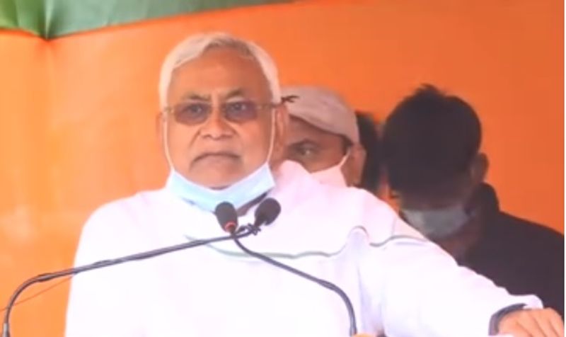  नवंबर 2005 में नीतीश दूसरी बार मुख्यमंत्री बने। इस बार भाजपा-जदयू गठबंधन के पास बहुमत था। अगले साल नीतीश पहली बार विधान परिषद के सदस्य बने।