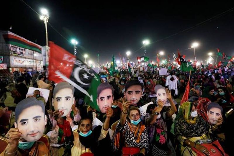 Opposition protests inPakistan against Imran Khan government