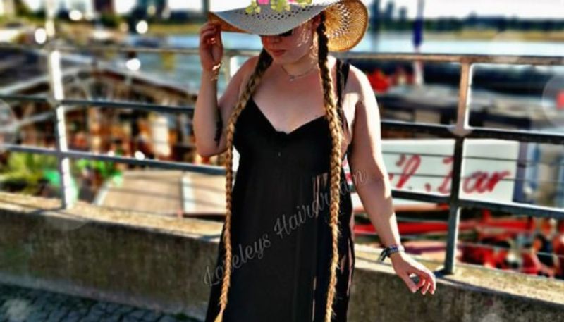 woman with long hair gets huge attention in social media