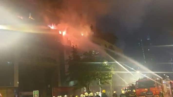 fire broke out in a mall in Nagpada area in Mumbai KPP fire broke out in a mall in Nagpada area in Mumbai KPP