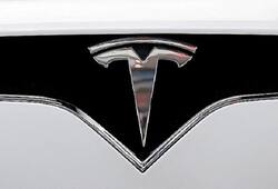 Maharashtra invites American electric car maker Tesla to invest in state