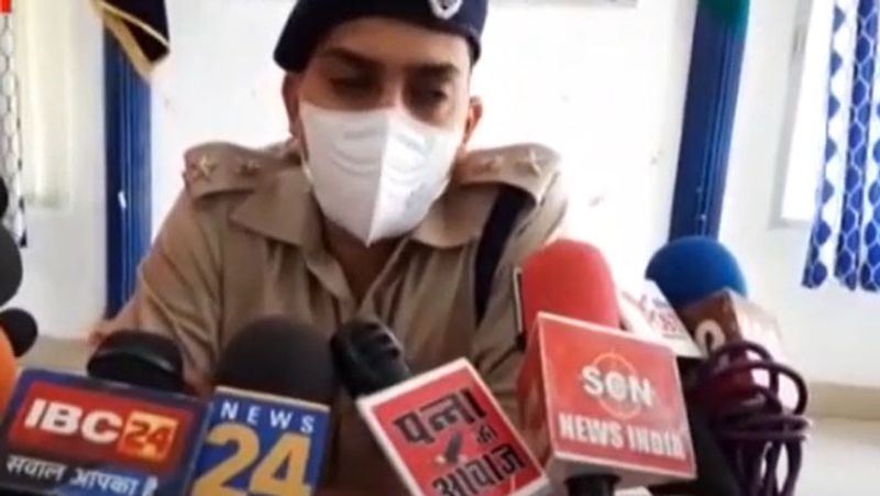 मामले की गंभीरता को देखते हुए एसपी पन्ना मयंक अवस्थी भी मौके पर गए। घटना के बाद आरोपी महिला वहीं खड़ी रही। पुलिस ने महिला को गिरफ्तार कर लिया है।