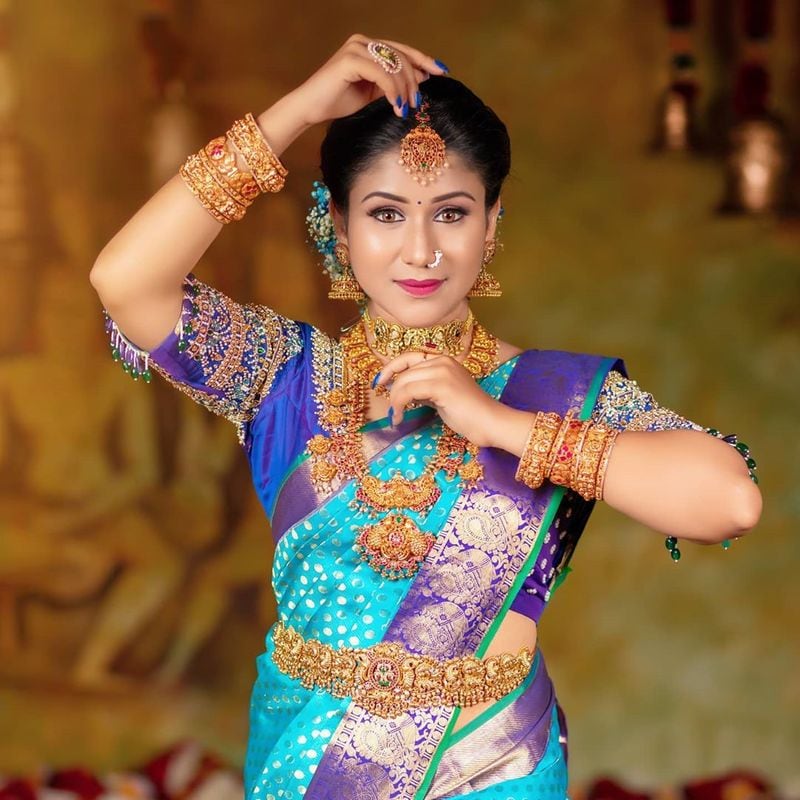 Alya manasa wedding style photo shoot going viral