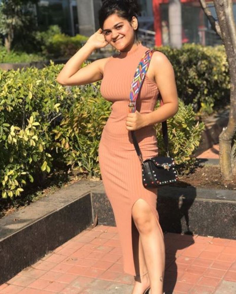 yashika anand sister osheen anand photo gallery