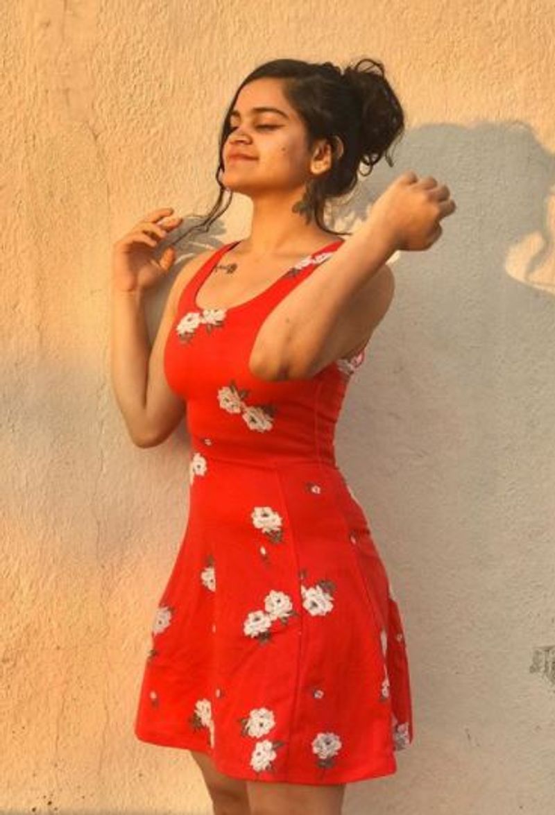 yashika anand sister osheen anand photo gallery