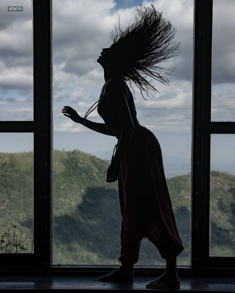 Amala paul change to Aghori new look photos going viral