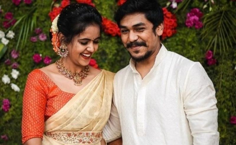 vijay tv famous serial actress got engagement