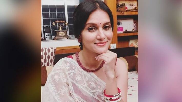 Srijit Mukherji s wife Mithila is pregnant in her new drama video goes viral BRD Srijit Mukherji s wife Mithila is pregnant in her new drama video goes viral BRD