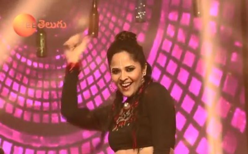 hot anchor anasuya shake her leg with pakka local song in dasara event arj