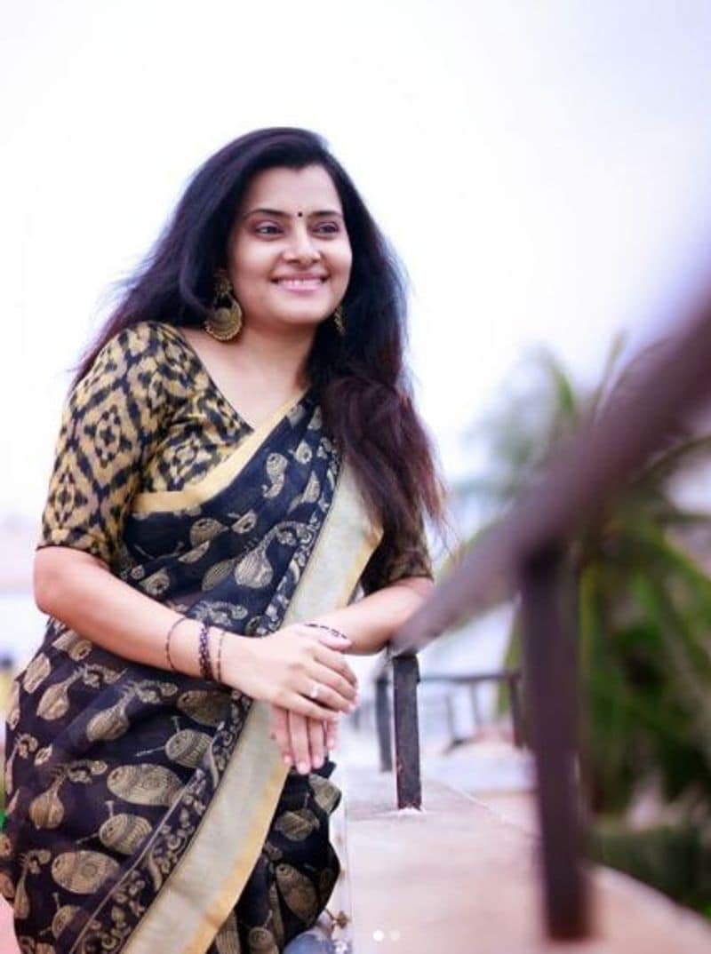 azhagu serial actress sruthiraj latest photo gallery