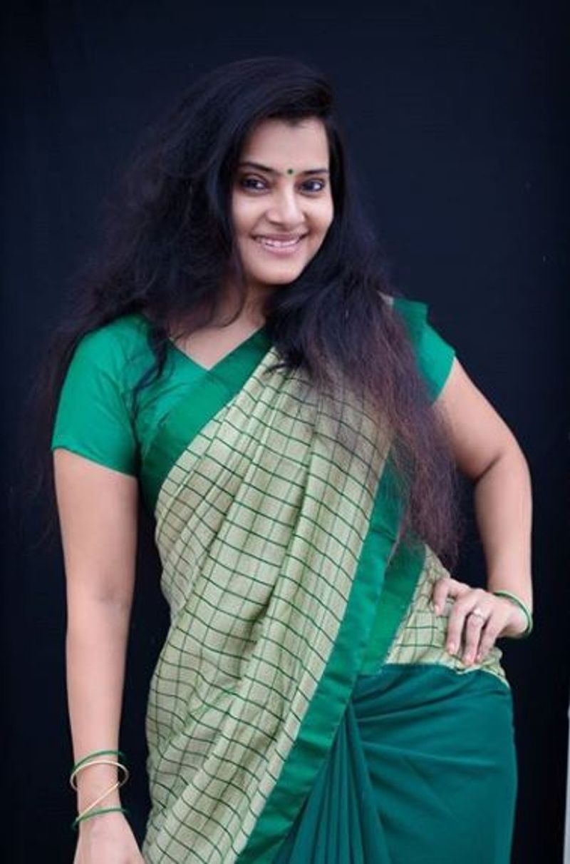 azhagu serial actress sruthiraj latest photo gallery