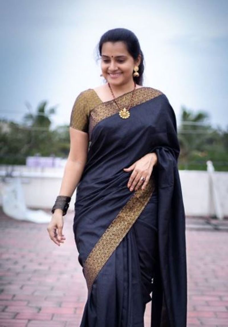 azhagu serial actress sruthiraj latest photo gallery
