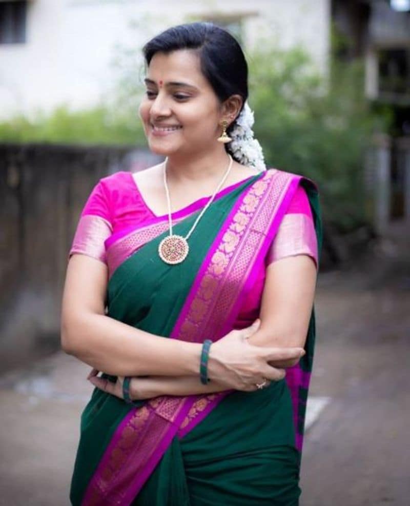 azhagu serial actress sruthiraj latest photo gallery