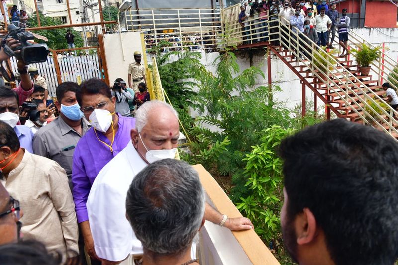 Minister R Ashok Visited on Rain Affected Areas in Bengaluru grg