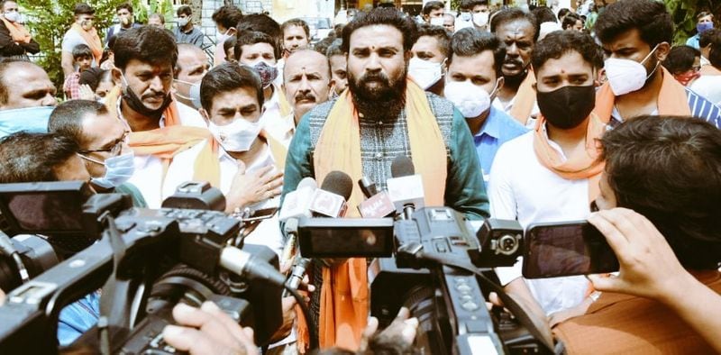 Minister Sriramulu Campaign in RR Nagar in Bengaluru grg