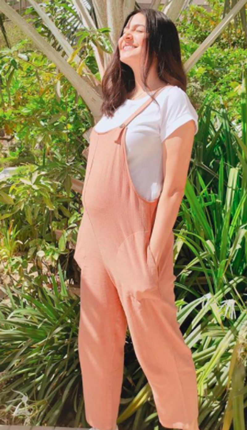 Anushka Sharma is craving for Puri, Chane and Halwa on the occasion of Durga Ashtami dpl