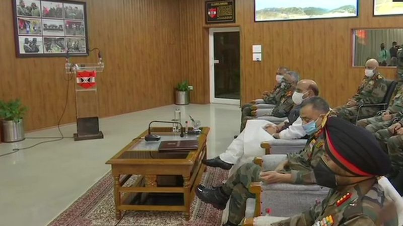 रक्षा मंत्री राजनाथ सिंह ने सिक्किम में बीआरओ द्वारा निर्मित कईं सड़क परियोजनाओं और पुलों का उद्घाटन किया।