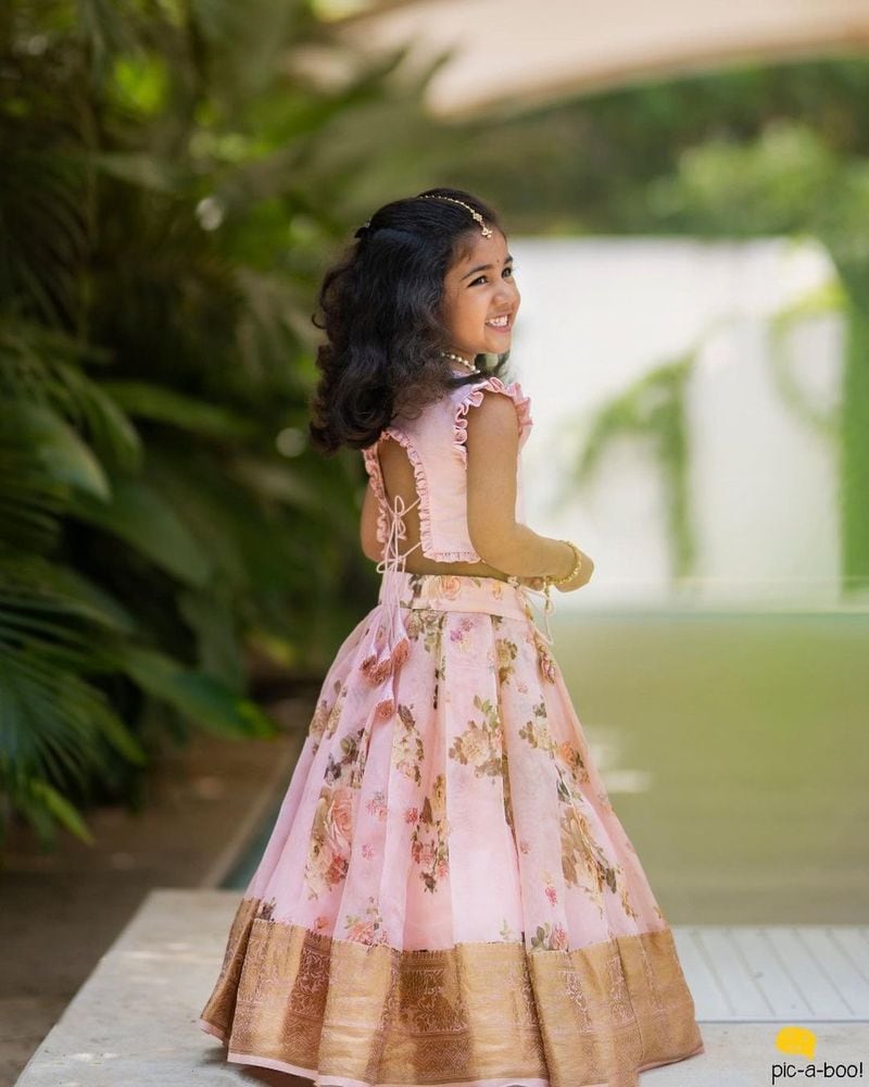 allu arjun family in dussehra festival mood photos share arj