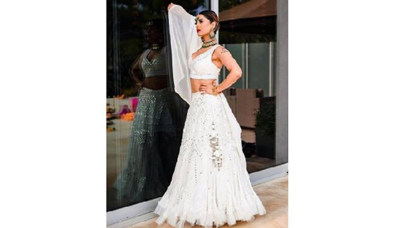 mamtha mohandas in white lehanga