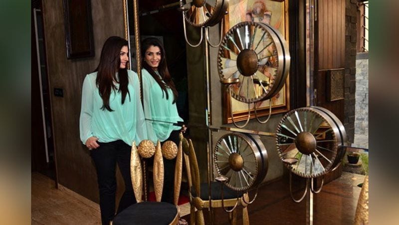 raveena tandon bollywood actress sea facing bungalow in mumbai