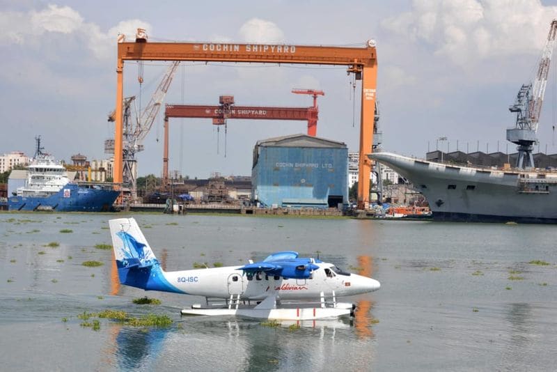sea plane landed in Kochi, pictures
