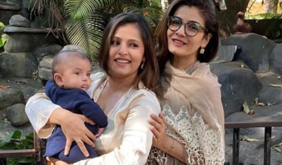 जब 21 की उम्र में ही मां बन गई थीं रवीना टंडन, लोग बोलते थे-'तुमसे कौन  करेगा शादी?' | Raveena Tandon Birthday Special When Actress Adopted two  Daughters At Age of 21