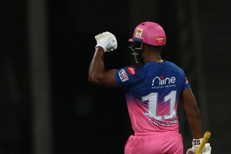 ipl 2020 rr vs mi what happened in commentary box while sanju samson complete fifty