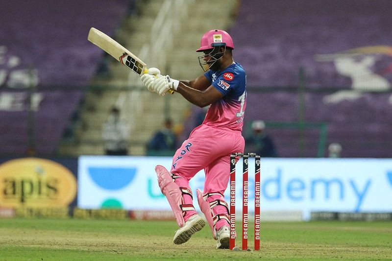 ipl 2020 rr vs mi what happened in commentary box while sanju samson complete fifty