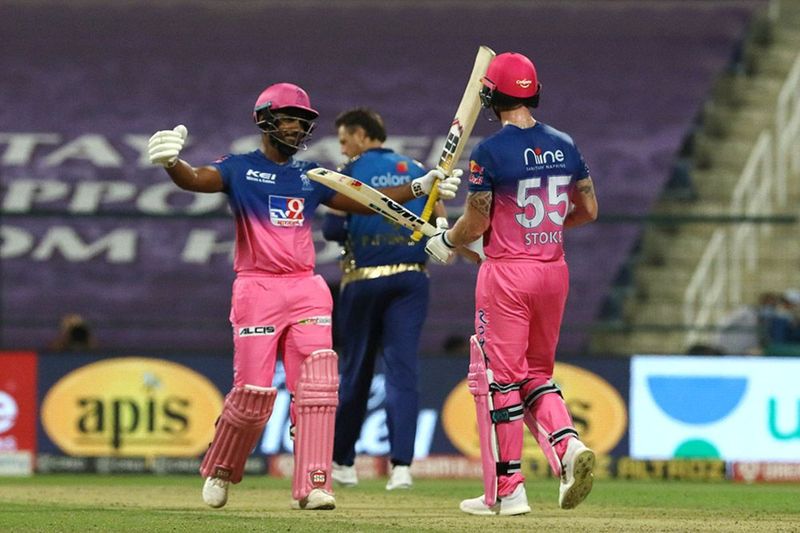 ipl 2020 rr vs mi what happened in commentary box while sanju samson complete fifty